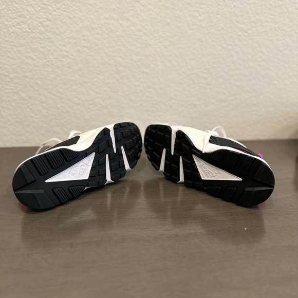 Nike Air Huarache - Picture 8 of 8